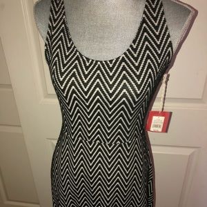 Black and white zig zag dress
